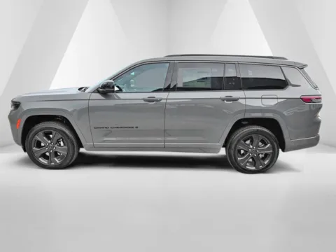 More photos of 2027 Jeep Grand Cherokee L Limited Reserve at Braden Chrysler Dodge Jeep Ram, OH
