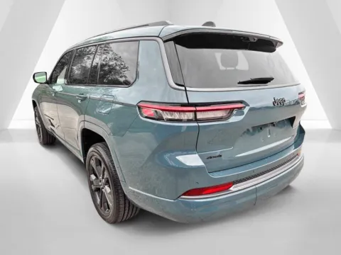 More photos of 2027 Jeep Grand Cherokee L Limited Reserve at Braden Chrysler Dodge Jeep Ram, OH