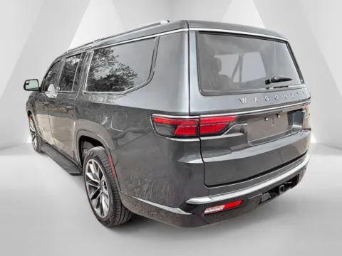 More photos of 2024 Jeep Wagoneer L Series II at Braden Chrysler Dodge Jeep Ram, OH