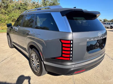 More photos of 2026 Hyundai Palisade SEL Convenience at Braden Chrysler Dodge Jeep Ram, OH