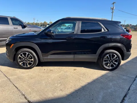 More photos of 2025 Chevrolet TrailBlazer LT at Braden Chrysler Dodge Jeep Ram, OH