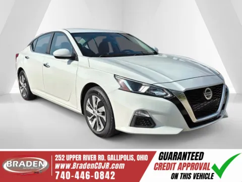 White 2019 Nissan Altima 2.5 S for sale in Gallipolis, OH