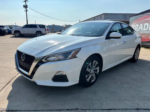 Another view of 2019 Nissan Altima 2.5 S for sale in Gallipolis, OH at Braden Chrysler Dodge Jeep Ram