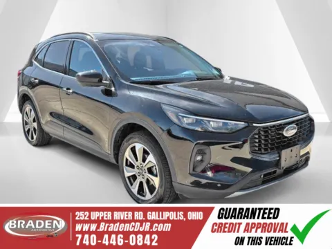 Black 2024 Ford Escape Platinum for sale in Gallipolis, OH
