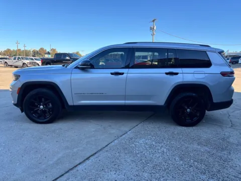 More photos of 2021 Jeep Grand Cherokee L Limited at Braden Chrysler Dodge Jeep Ram, OH