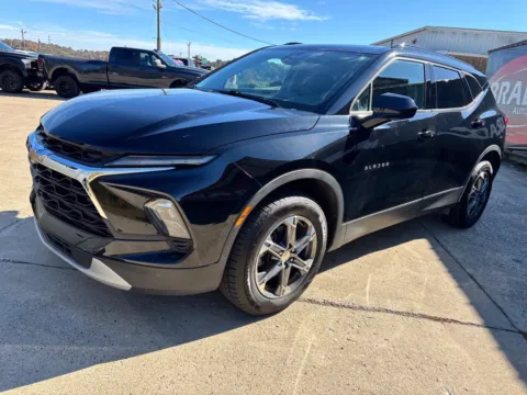 Another view of 2024 Chevrolet Blazer LT for sale in Gallipolis, OH at Braden Chrysler Dodge Jeep Ram