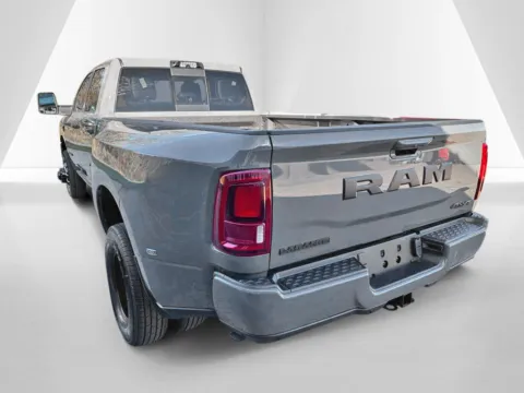 More photos of 2027 Ram 3500 Laramie at Braden Chrysler Dodge Jeep Ram, OH