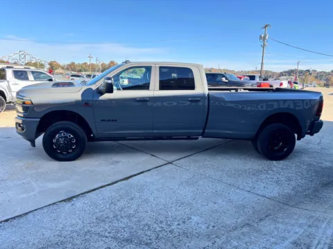More photos of 2027 Ram 3500 Laramie at Braden Chrysler Dodge Jeep Ram, OH