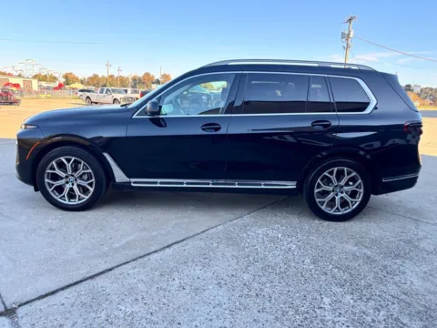 More photos of 2026 BMW X7 xDrive40i at Braden Chrysler Dodge Jeep Ram, OH