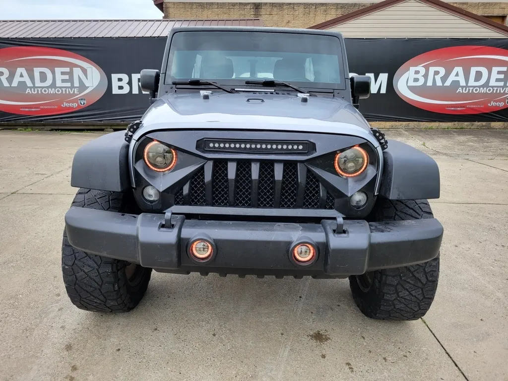 Used 2015 Jeep Wrangler Unlimited Sport with VIN 1C4BJWDGXFL716959 for sale in Gallipolis, OH