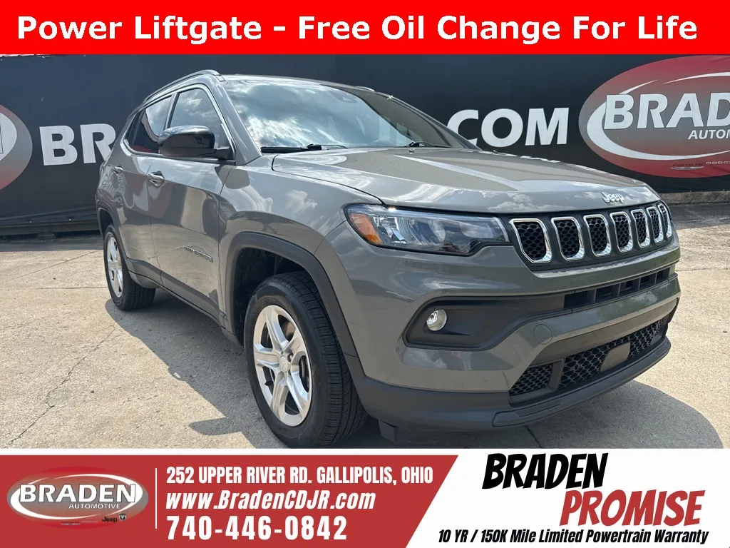 Gray 2023 Jeep Compass Latitude for sale in Gallipolis, OH