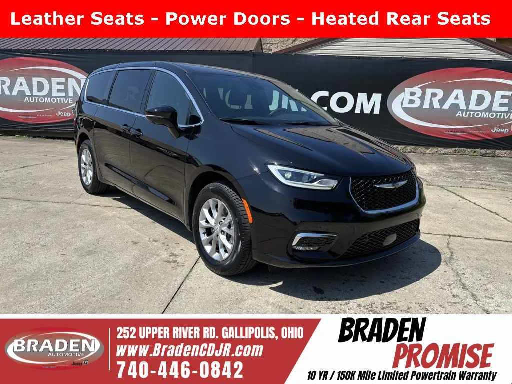 Black 2025 Chrysler Pacifica Select for sale in Gallipolis, OH
