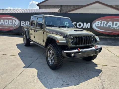 Unknown 2025 Jeep Gladiator Mojave for sale in Gallipolis, OH