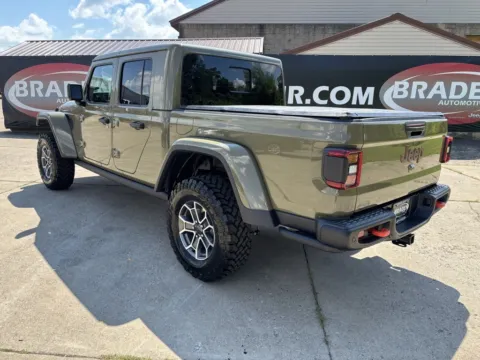 More photos of 2025 Jeep Gladiator Mojave at Braden Chrysler Dodge Jeep Ram, OH