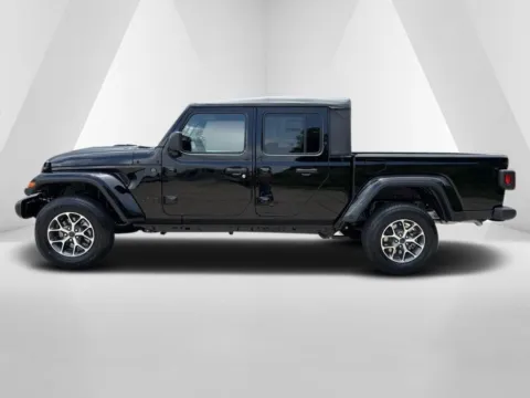 More photos of 2025 Jeep Gladiator Sport S at Braden Chrysler Dodge Jeep Ram, OH