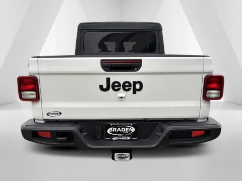 More photos of 2025 Jeep Gladiator Sport S at Braden Chrysler Dodge Jeep Ram, OH