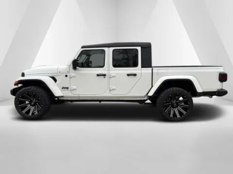 More photos of 2025 Jeep Gladiator Sport S at Braden Chrysler Dodge Jeep Ram, OH