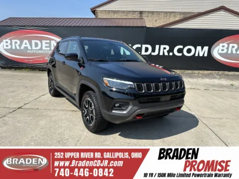 Black 2025 Jeep Compass Trailhawk for sale in Gallipolis, OH