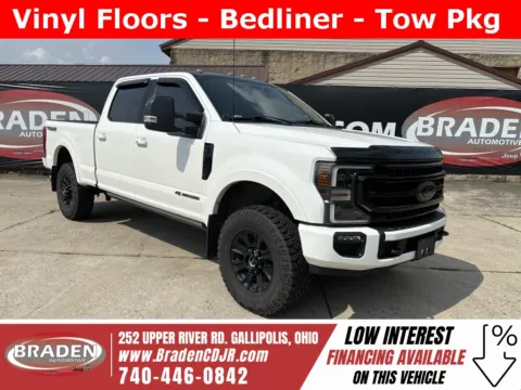 White 2022 Ford F-350SD Lariat for sale in Gallipolis, OH
