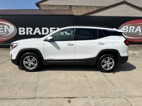 More photos of 2019 GMC Terrain SLE at Braden Chrysler Dodge Jeep Ram, OH