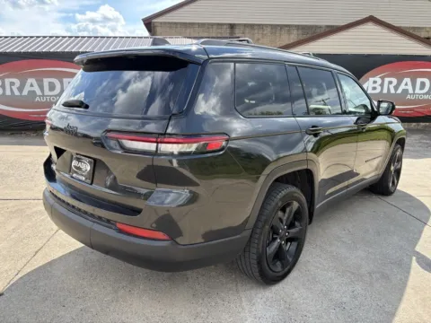 More photos of 2023 Jeep Grand Cherokee L Limited at Braden Chrysler Dodge Jeep Ram, OH