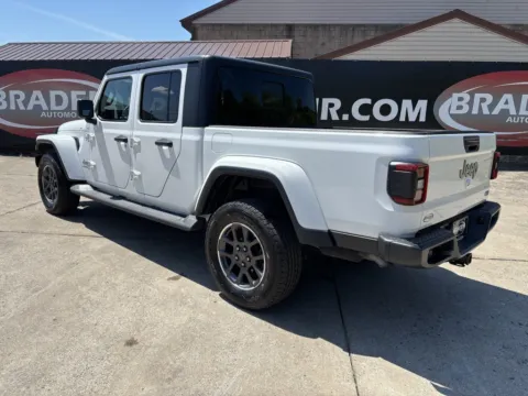 More photos of 2020 Jeep Gladiator Overland at Braden Chrysler Dodge Jeep Ram, OH