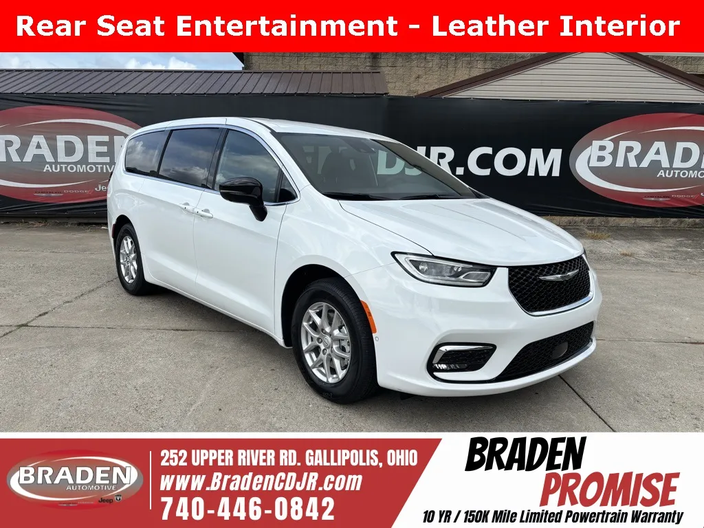 2026 Chrysler Pacifica Select