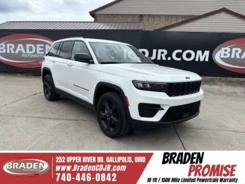 White 2023 Jeep Grand Cherokee Altitude for sale in Gallipolis, OH