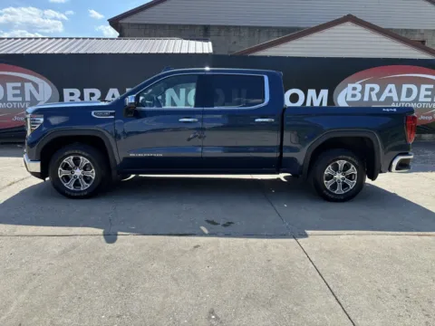 More photos of 2023 GMC Sierra 1500 SLT at Braden Chrysler Dodge Jeep Ram, OH