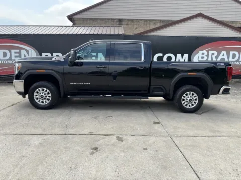 More photos of 2023 GMC Sierra 2500HD SLE at Braden Chrysler Dodge Jeep Ram, OH