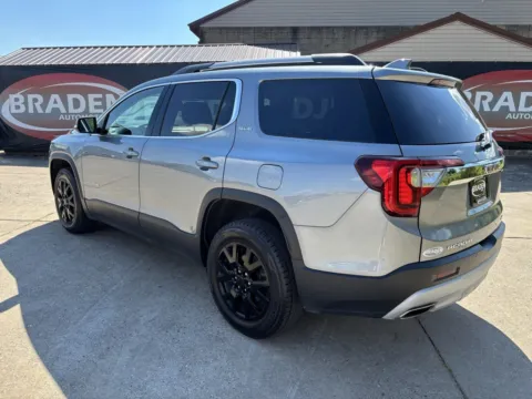 More photos of 2023 GMC Acadia SLE at Braden Chrysler Dodge Jeep Ram, OH