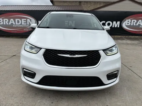 Photos of 2023 Chrysler Pacifica Touring L for sale in Gallipolis, OH at Braden Chrysler Dodge Jeep Ram