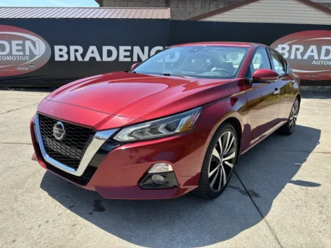 Another view of 2022 Nissan Altima 2.5 Platinum for sale in Gallipolis, OH at Braden Chrysler Dodge Jeep Ram