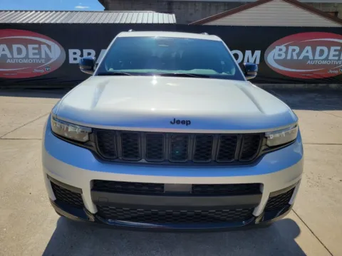 Photos of 2025 Jeep Grand Cherokee L Altitude for sale in Gallipolis, OH at Braden Chrysler Dodge Jeep Ram