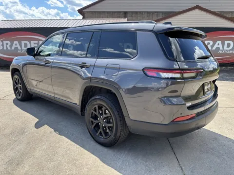 More photos of 2024 Jeep Grand Cherokee L Altitude at Braden Chrysler Dodge Jeep Ram, OH