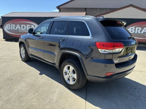 More photos of 2016 Jeep Grand Cherokee Laredo at Braden Chrysler Dodge Jeep Ram, OH