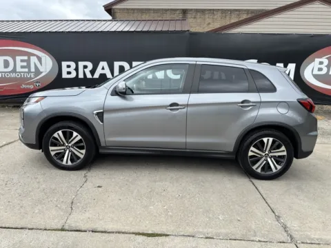 More photos of 2022 Mitsubishi Outlander Sport 2.0 ES at Braden Chrysler Dodge Jeep Ram, OH
