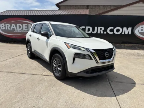 White 2023 Nissan Rogue S for sale in Gallipolis, OH