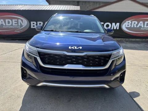 Photos of 2022 Kia Seltos EX for sale in Gallipolis, OH at Braden Chrysler Dodge Jeep Ram