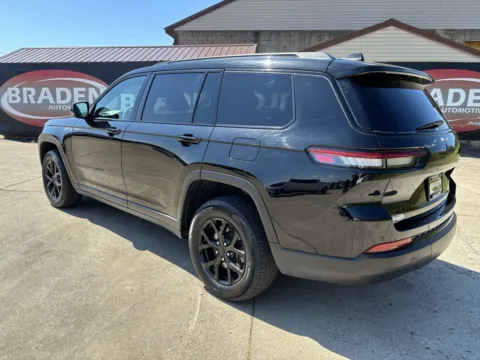 More photos of 2024 Jeep Grand Cherokee L Altitude at Braden Chrysler Dodge Jeep Ram, OH