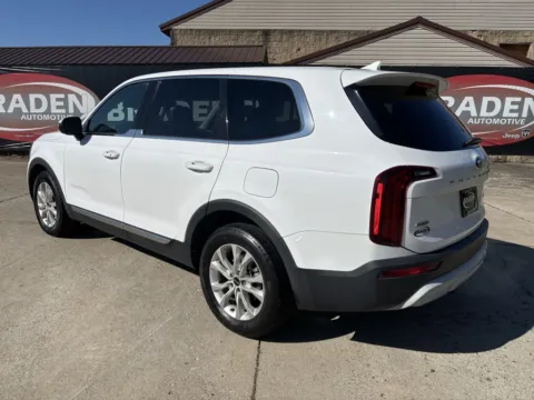 More photos of 2021 Kia Telluride LX at Braden Chrysler Dodge Jeep Ram, OH