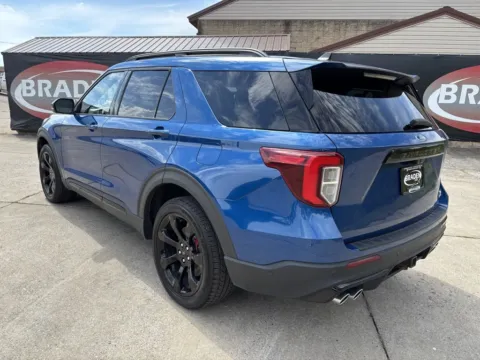 More photos of 2022 Ford Explorer ST at Braden Chrysler Dodge Jeep Ram, OH