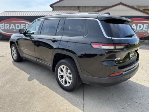 More photos of 2022 Jeep Grand Cherokee L Limited at Braden Chrysler Dodge Jeep Ram, OH