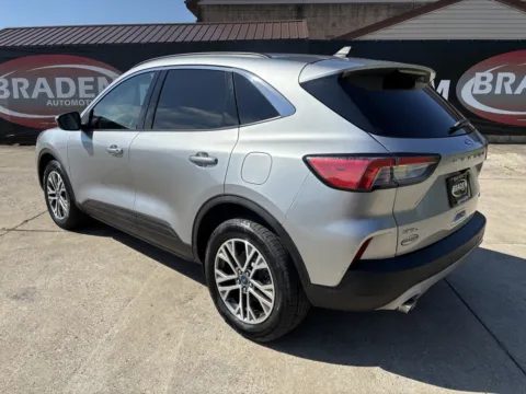 More photos of 2022 Ford Escape SEL at Braden Chrysler Dodge Jeep Ram, OH