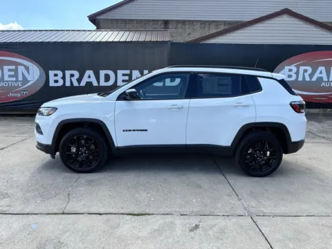 More photos of 2025 Jeep Compass Latitude at Braden Chrysler Dodge Jeep Ram, OH
