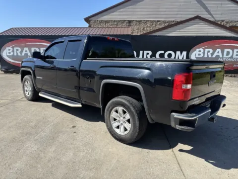 More photos of 2016 GMC Sierra 1500 SLE at Braden Chrysler Dodge Jeep Ram, OH