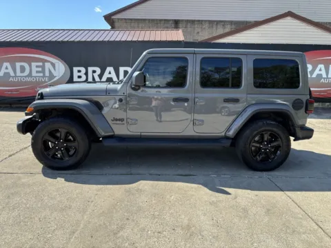 More photos of 2022 Jeep Wrangler Unlimited Rubicon at Braden Chrysler Dodge Jeep Ram, OH