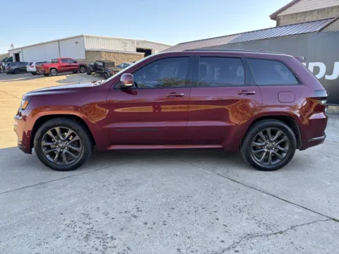 More photos of 2018 Jeep Grand Cherokee Overland at Braden Chrysler Dodge Jeep Ram, OH