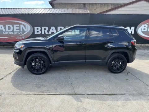 More photos of 2026 Jeep Compass Latitude at Braden Chrysler Dodge Jeep Ram, OH