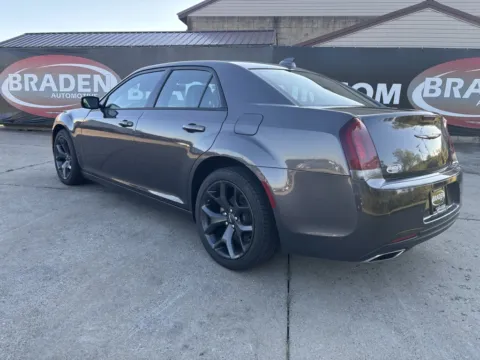 More photos of 2023 Chrysler 300 S at Braden Chrysler Dodge Jeep Ram, OH